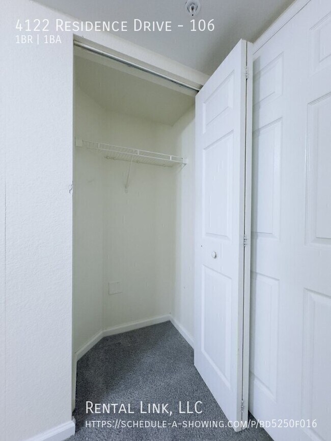 Building Photo - 4122 Residence Drive