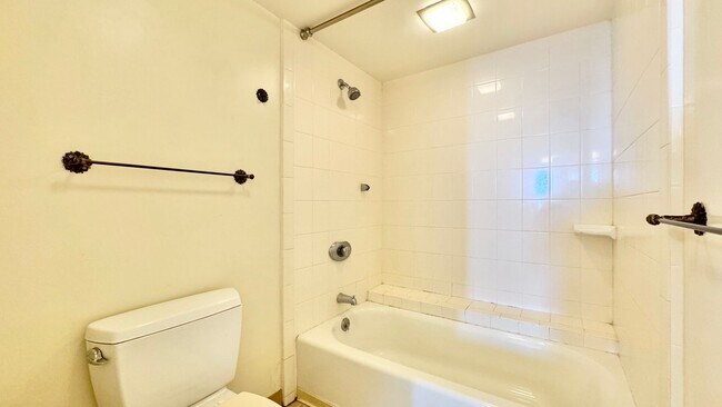 Building Photo - Available NOW - Highly Desired 2 BED 2 BAT...