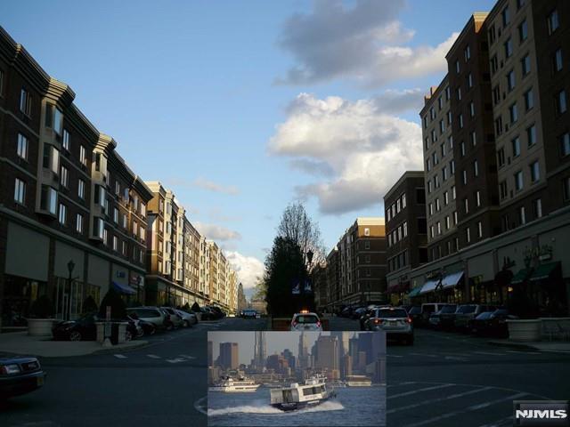 Building Photo - 455 Fairview Ave