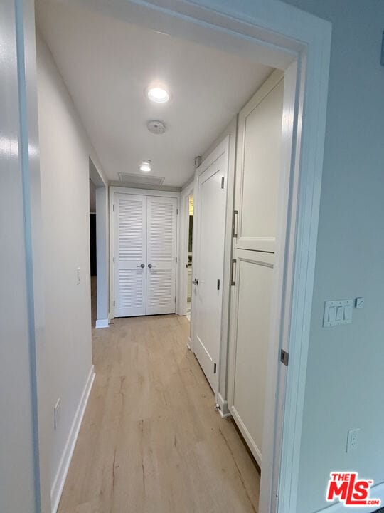 Building Photo - 5015 Balboa Blvd