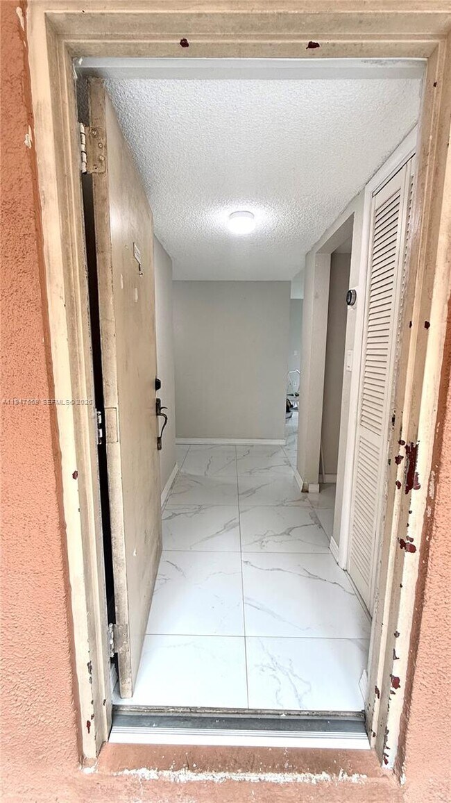 Building Photo - 17600 NW 68th Ave