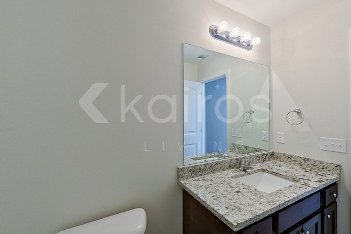 Building Photo - 103 Colonial Wy