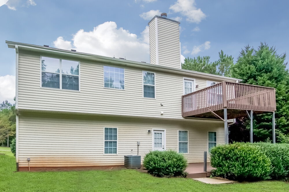 Building Photo - 40 Savoy Park Dr