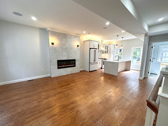 Building Photo - 44 Mercer St