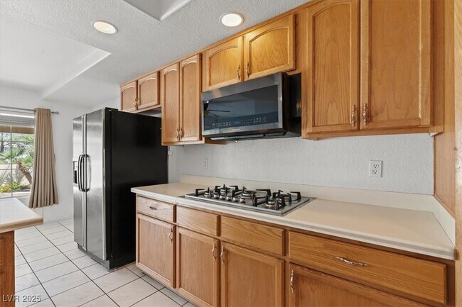 Building Photo - 2456 Antler Point Dr