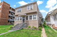 Building Photo - 36 157th St