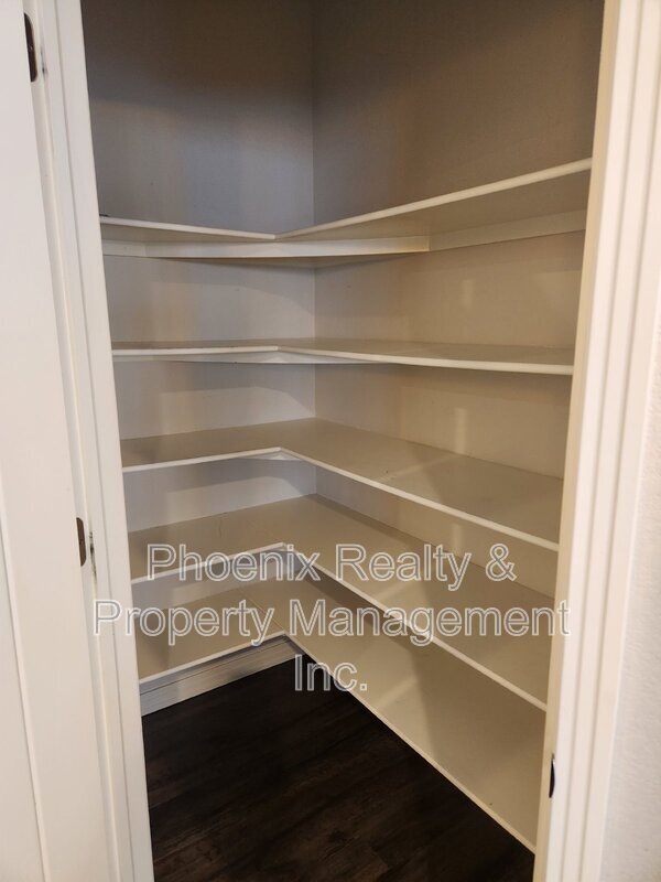 Building Photo - 589 Gallegos Cir