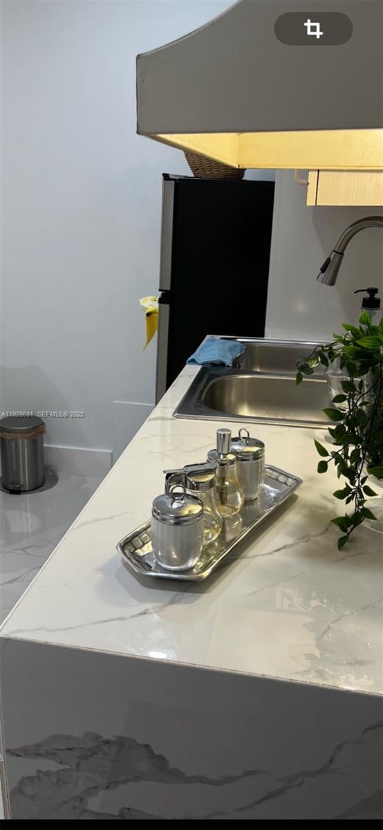 Building Photo - 2410 SW 143rd Ct