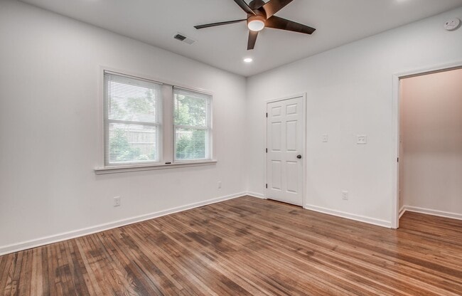 Building Photo - Live Stylishly. Live Comfortably. Live Mem...