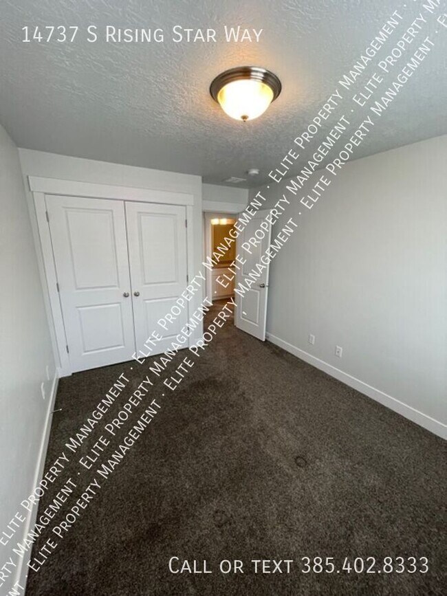 Building Photo - 14737 S Rising Star Ln