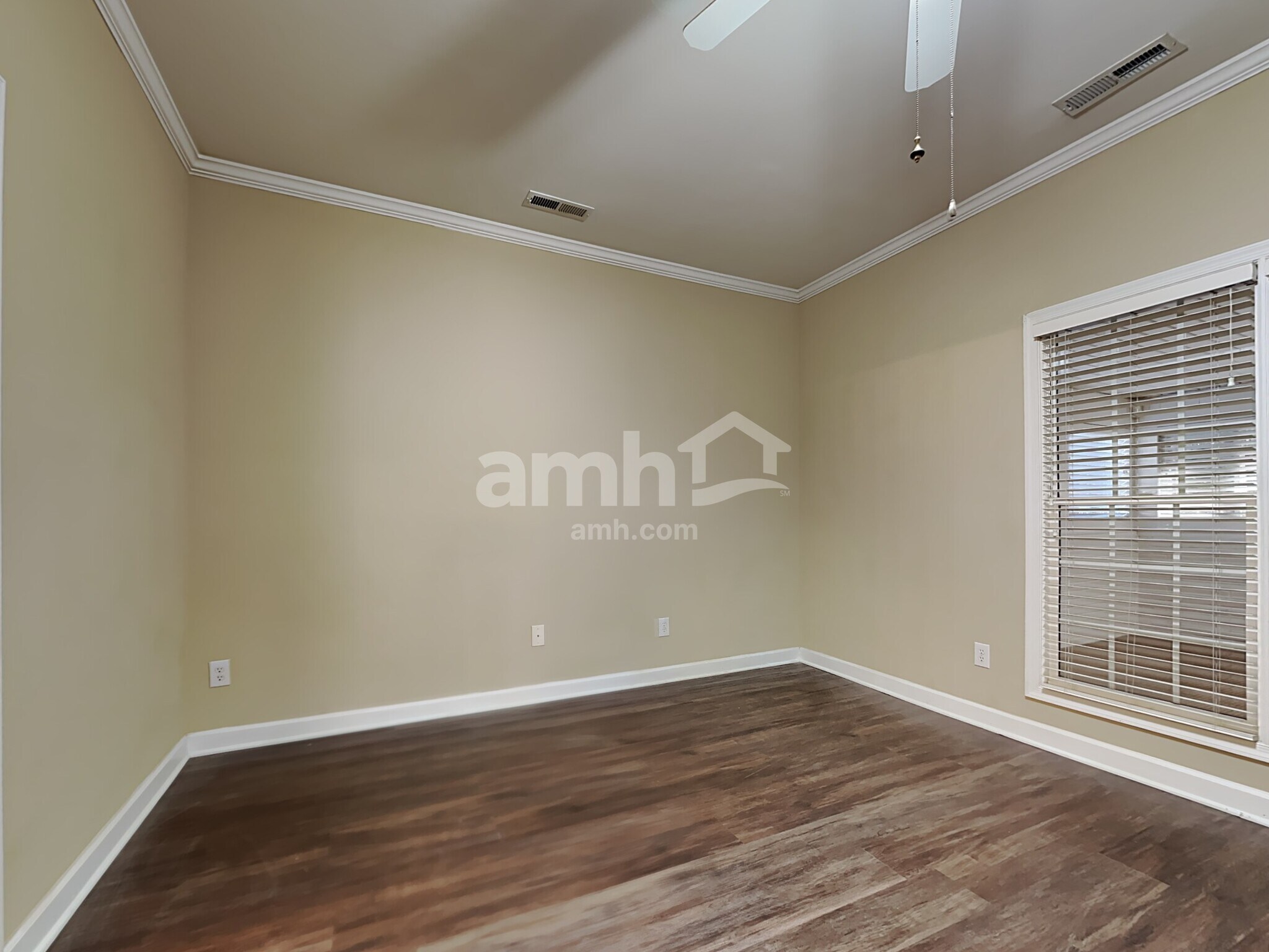 Building Photo - 1268 Beaverton Trl