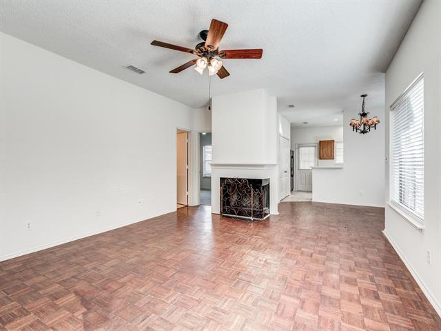 Building Photo - 715 Normandy Dr