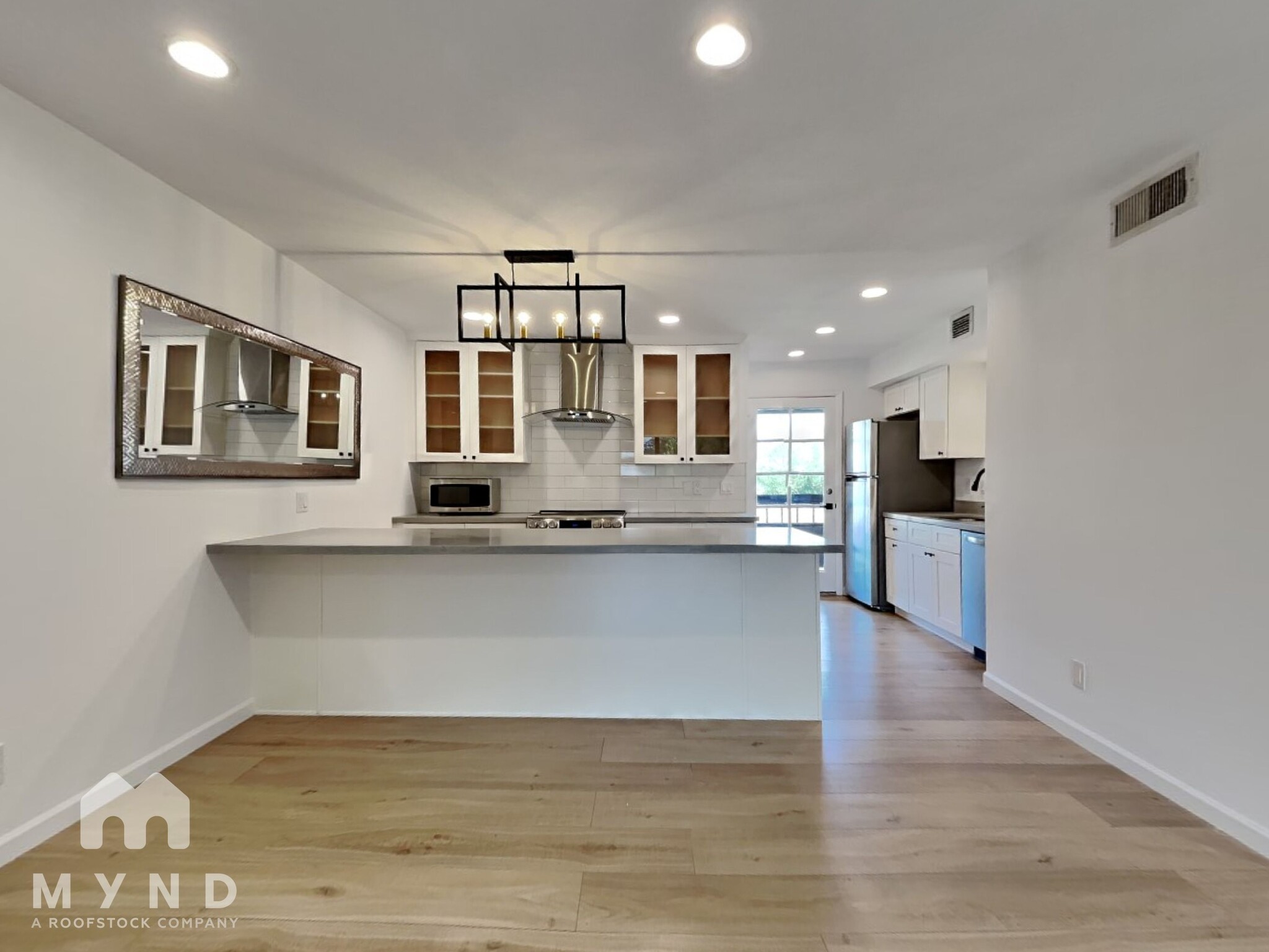 Building Photo - 5998 N 78th St