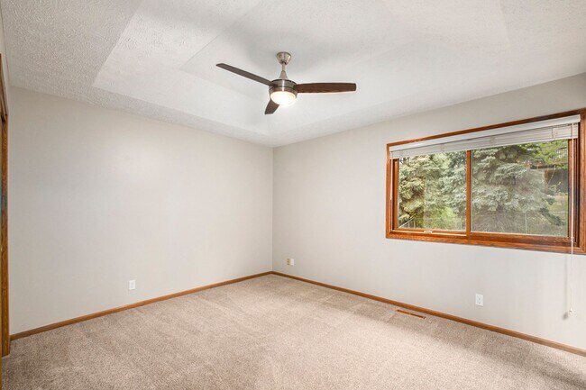 Building Photo - 13568 Margo St