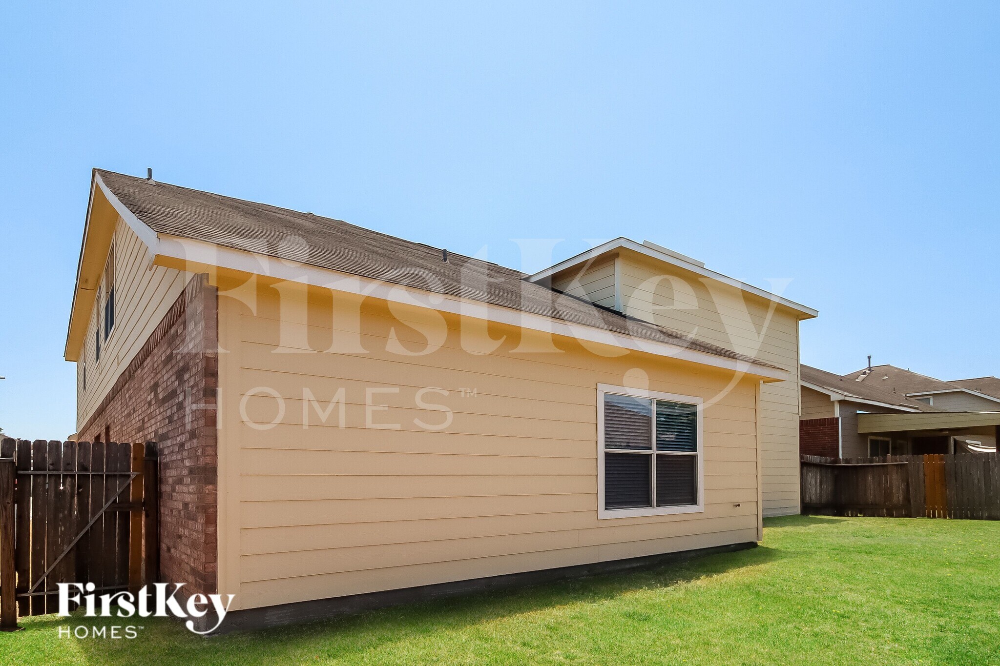 Building Photo - 8610 Sunny Gallop Dr