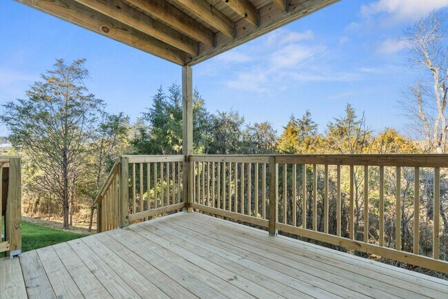 Building Photo - 933 Camden Ct