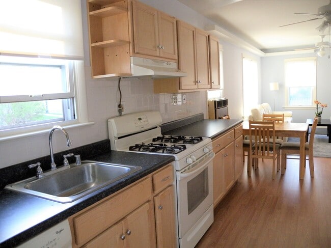 Kitchen (used by 3 people in total) - 5138 9th St N
