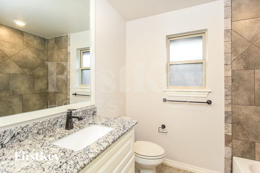 Building Photo - 9212 NW 91st St