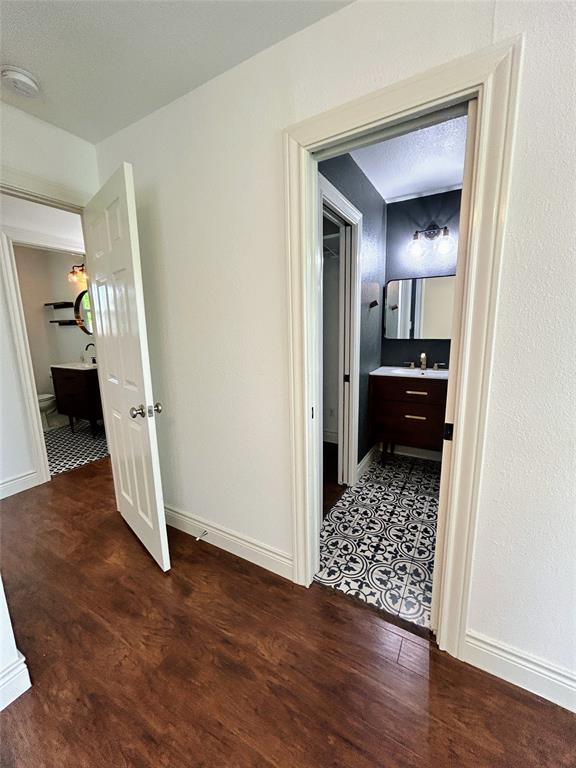 Building Photo - 6214 Haney Dr