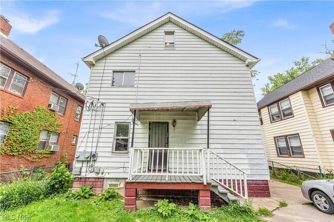Building Photo - 3519 W 100th St
