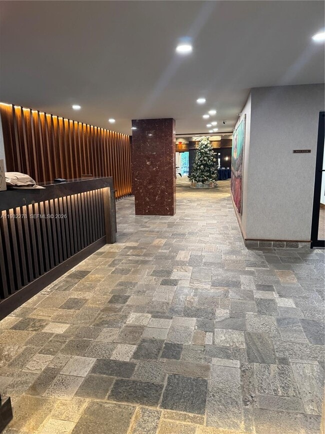 Building Photo - 11113 Biscayne Blvd