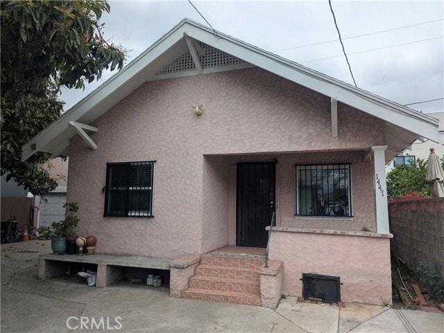 Building Photo - 1447 W 37th Pl