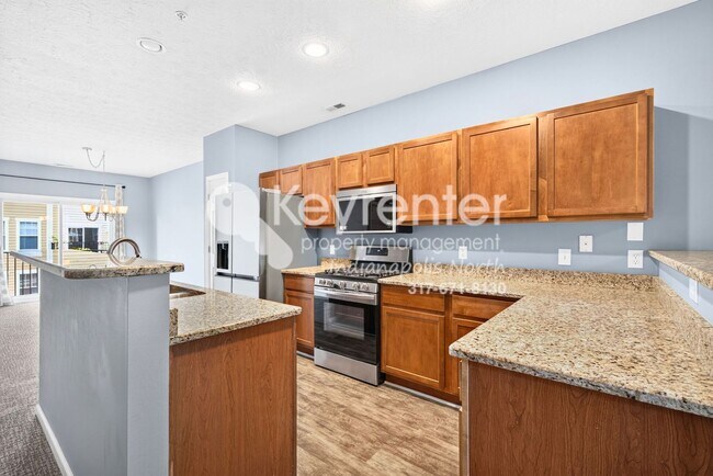 Building Photo - Discover this well-appointed 3-bedroom, 2-bath home in Indianapolis within an HOA community