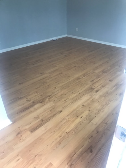 Building Photo - 1364 Stoneham Ct