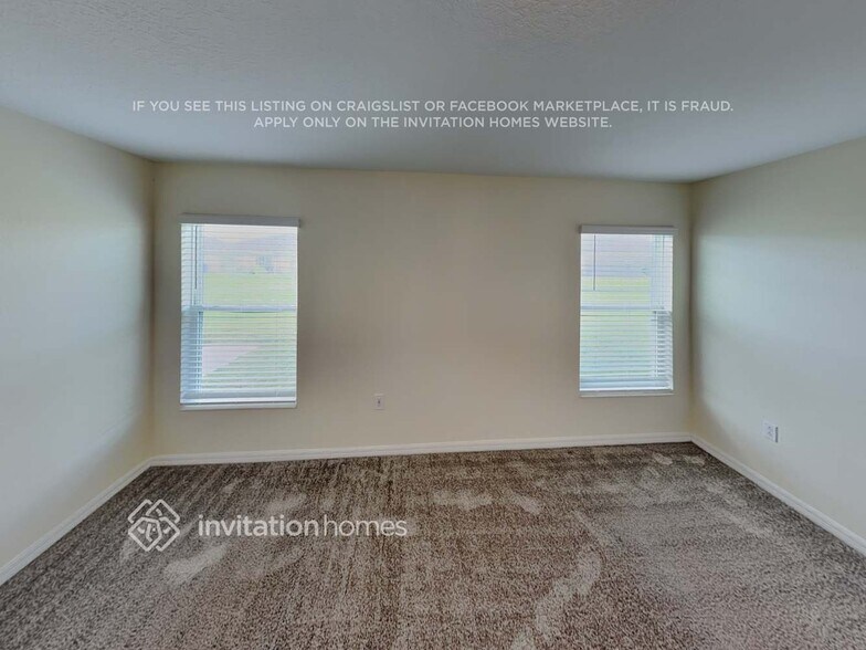 Building Photo - 4480 Holstein St