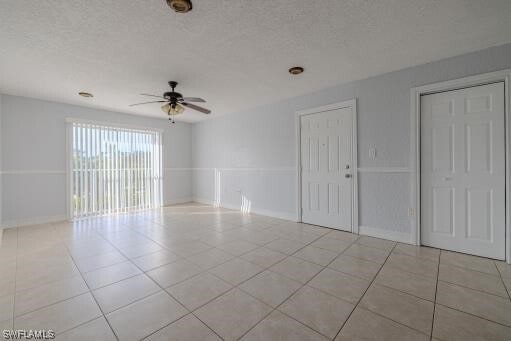 Building Photo - 12650 Kenwood Ln