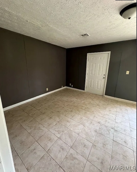 Building Photo - 2716 Baldwin Brook Dr