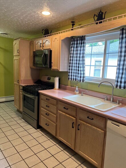 Gas Stove-‘ Dish Washer - 327 Myers Ave