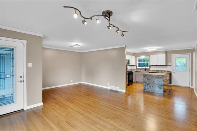 Building Photo - 9528 Ash Creek Dr