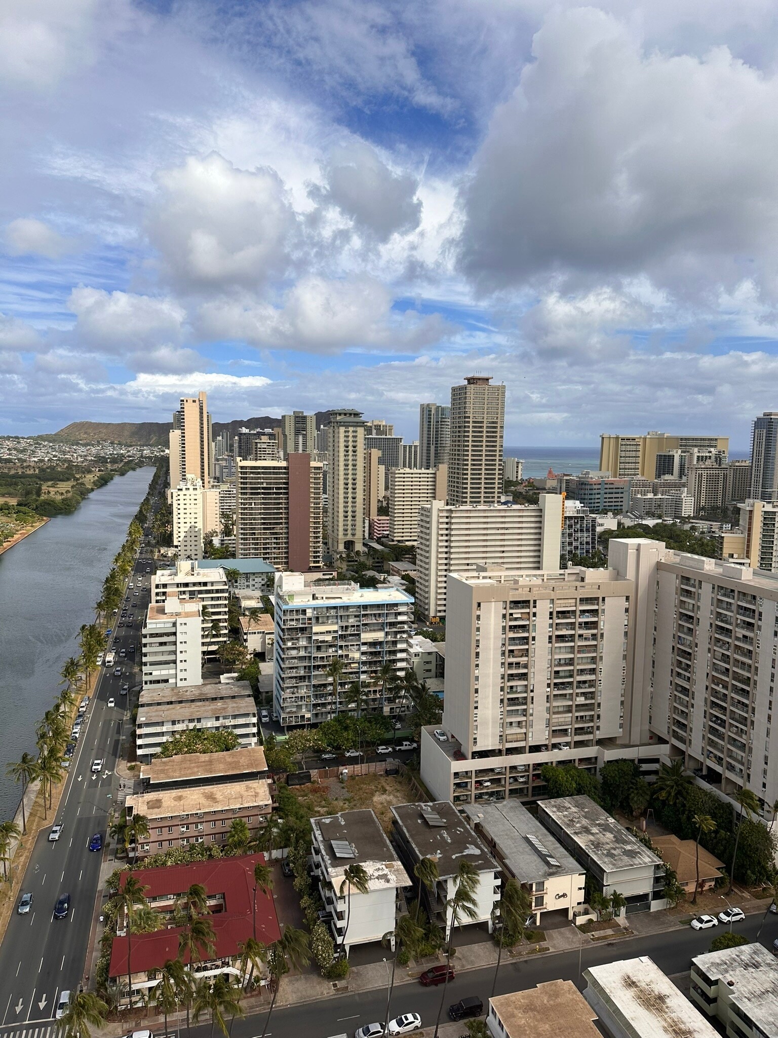 View towards Diamond Head - 421 Olohana St
