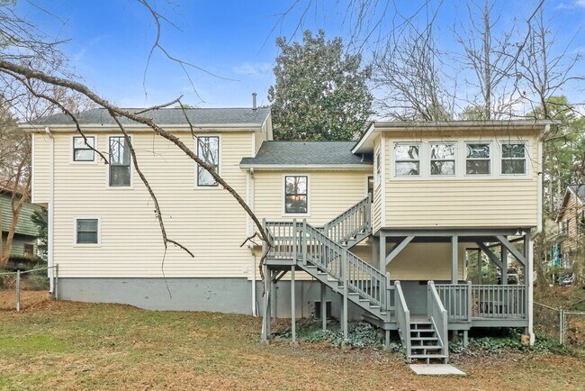 Building Photo - 3035 Sumit Wood Dr NW