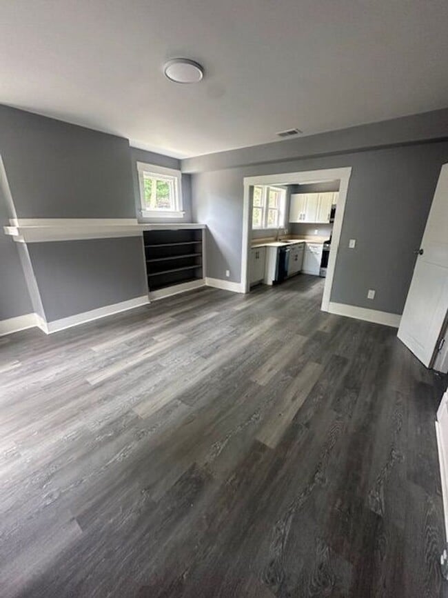 Building Photo - 6801 Frankstown Ave