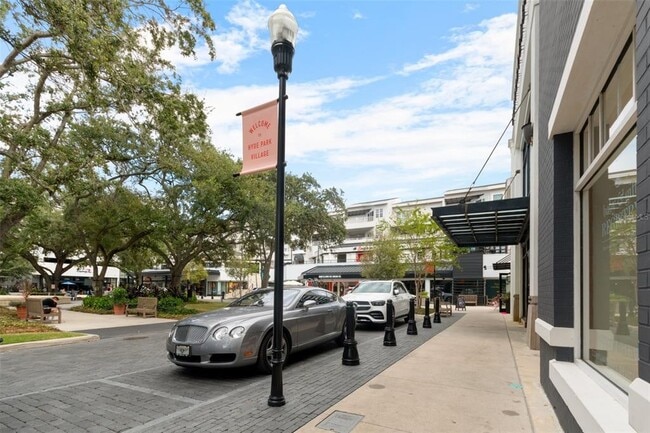 Building Photo - 800 S Dakota Ave