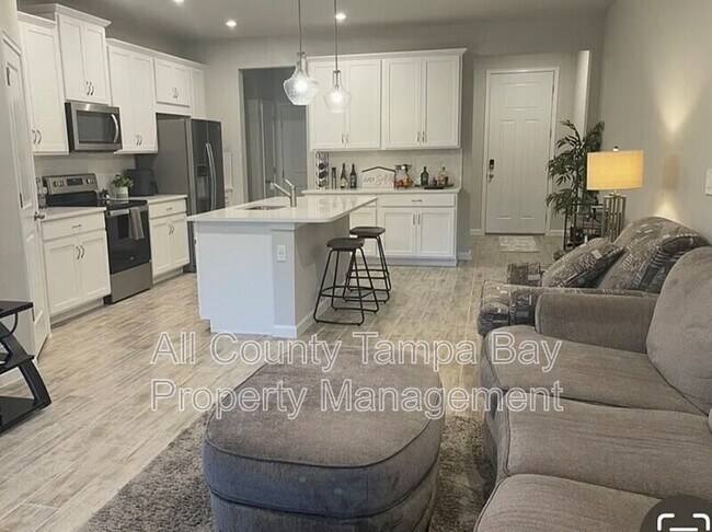 Building Photo - 26122 Fantasy Sky Ln