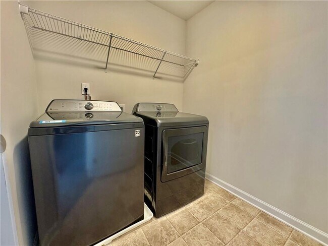 Building Photo - 4293 Shandi Cove