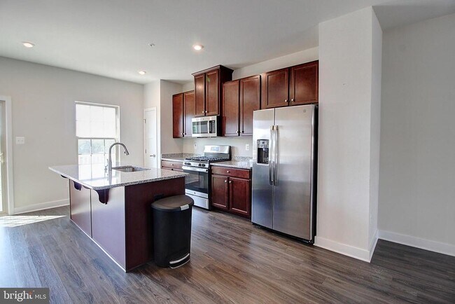 Building Photo - 10621 Saponi Dr