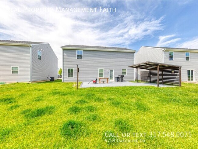 Building Photo - 9758 Oak Grove Dr