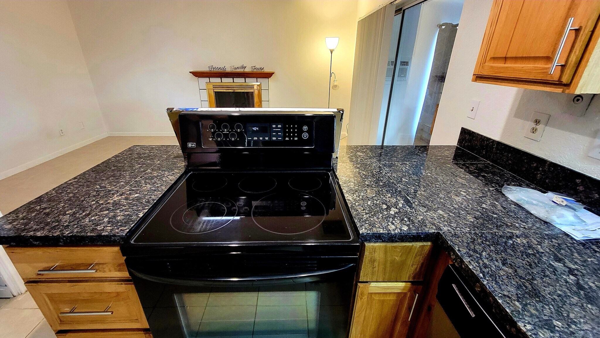 Building Photo - 7400 N Meredith Blvd