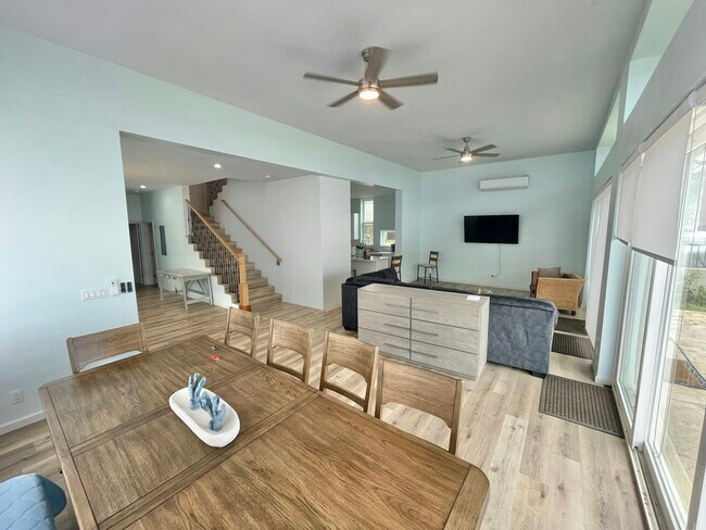 Building Photo - 87-1450 Farrington Highway, Unit Ocean side