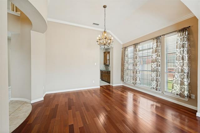 Building Photo - 3013 Brookvale Dr