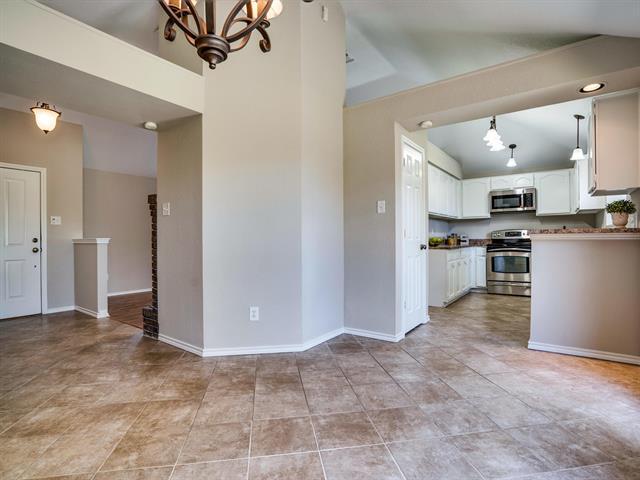 Building Photo - 626 Cribbs Dr
