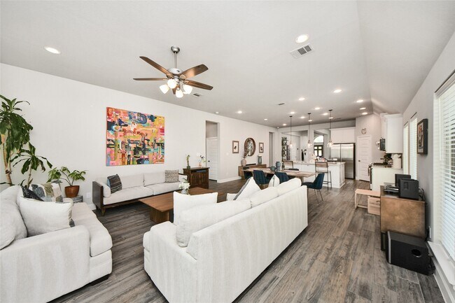 Building Photo - 2206 Forest Trace Ln