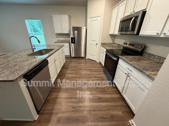 Building Photo - 219 Limestone Cir