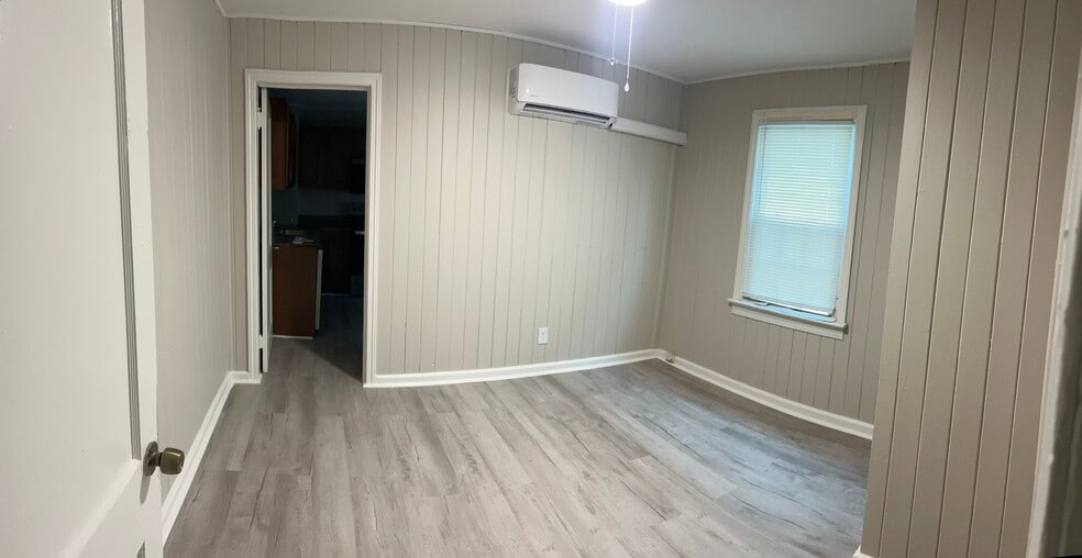 Primary Photo - 1712 Todd St