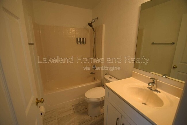 Building Photo - 5123 Spanish Oaks Dr