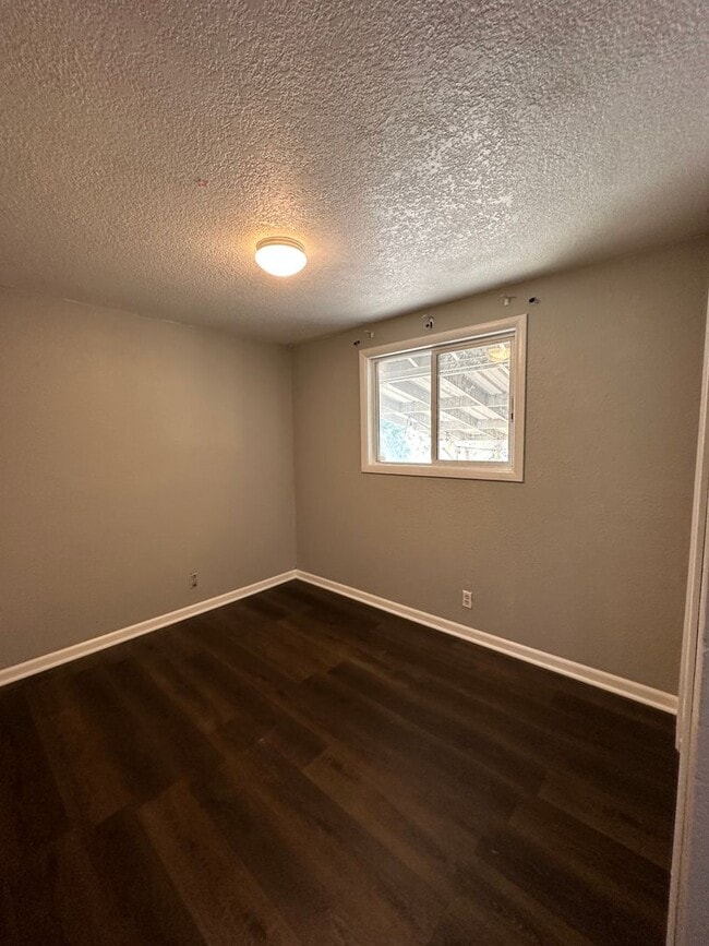 Building Photo - Winston 3-Bedroom, 1-Bath Home